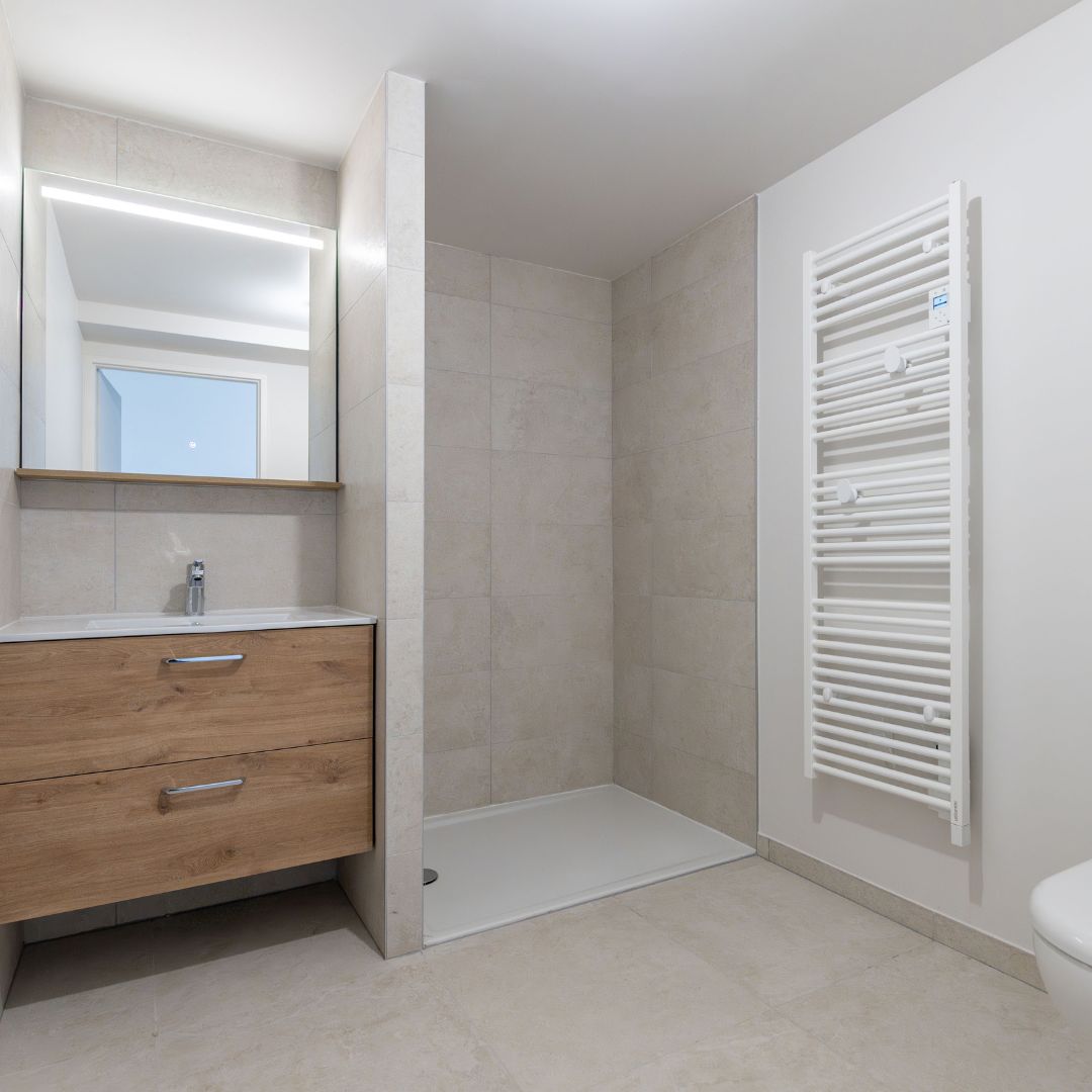 Salle de bain d'un appartement neuf de la résidence Rocca Bella à Saint-Jean-de-Védas
